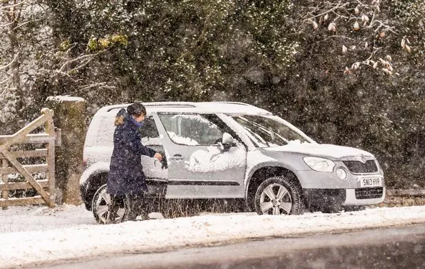 英国降雪:英国气象局发布为期3天的天气预警,地图显示整个英格兰都受到影响